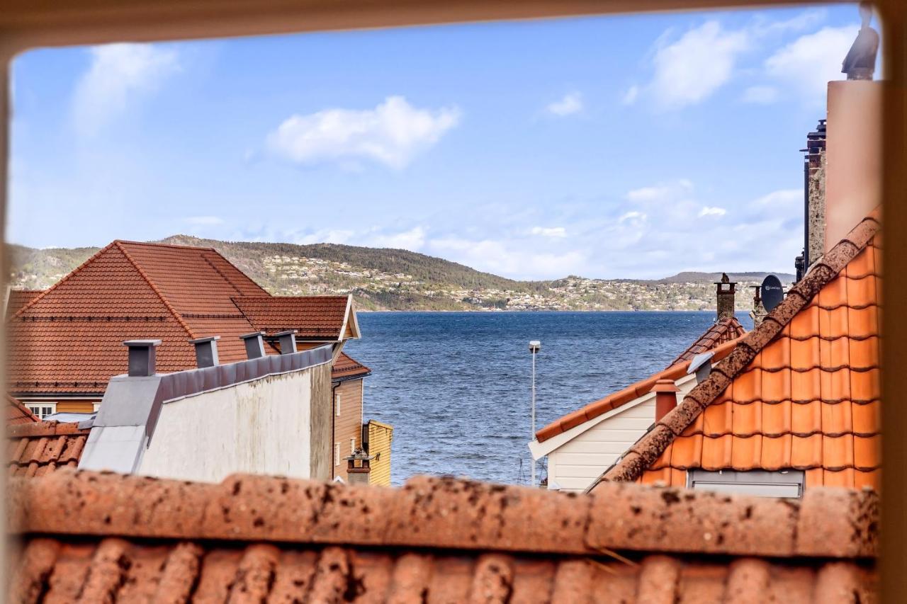 Modern Penthouse With A View - Behind Bryggen Lägenhet Bergen Exteriör bild